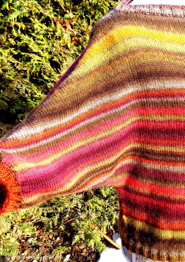 Strickanleitung für Pullover | Fledermaus-Pulli *COLOR STRIPES* - Bild 4