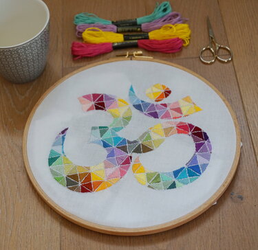 Stickmuster und Anleitung "Om_Karma" - Sticken