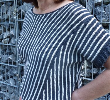 Pulli mit Querstreifen, Strickanleitung Gr. L - XL (schwer) - Bild 3