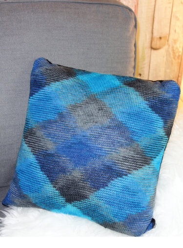 Strickanleitung Kissen Polina in Pooling-Technik