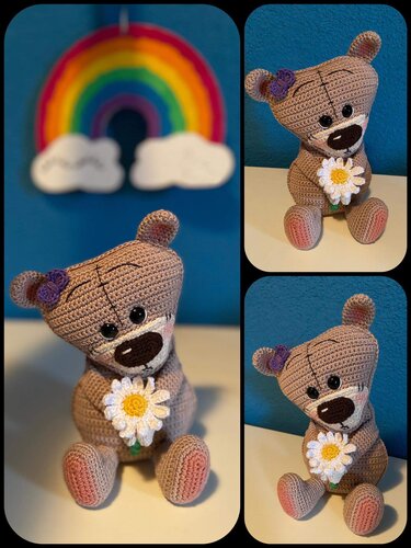 Teddybärchen mit Blume häkeln