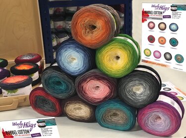 Tuch Jubiläum Stricken aus 1 Bobbel