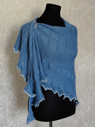 Tuch Nenya stricken - Strickanleitung für ein faszinierendes Accessoire