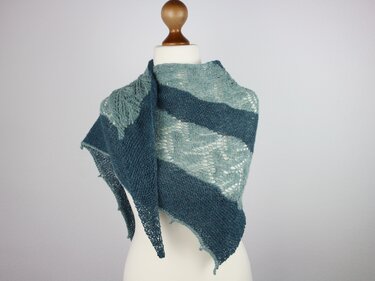 Knitting pattern shawl "Olivia"