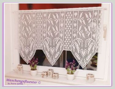 Gardine "Lovely Lavender" - Häkeln