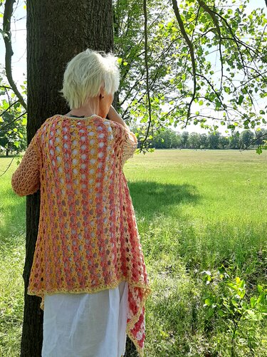 Häkelanleitung Jacke, Weste alle Größen, 2 Bobbel treffen aufeinander