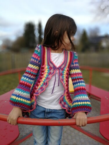 Häkelanleitung Kreisjacke Lotta in Größe 86/92 bis 158/164