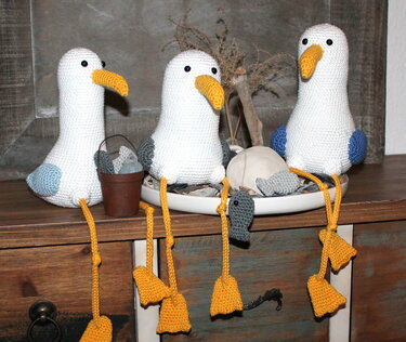 Seagull Marvin and friends, crochet pattern