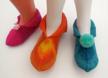 Patchworkhausschuhe-Quadratlatschen-Strickanleitung Gr. 36 - 39