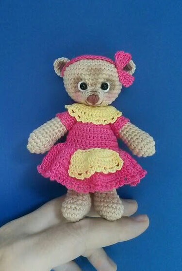 Amigurumi Mini Teddy Mädel 11 cm Groß - Häkeln