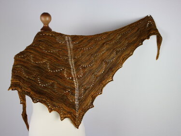 Knitting pattern shawl "Coffee Toffee"