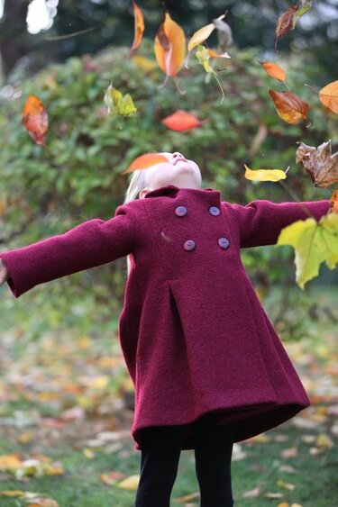 Schnittmuster für den Mantel Charlotte in Größe 104 - 116 - Nähen