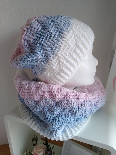 Wintersparset "Snow Mountains" Häkelanleitung für Mütze und Loop