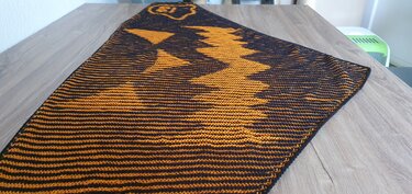 Pumpkin, Shadow Knitting, Illusion Knitting, Motif Shawl