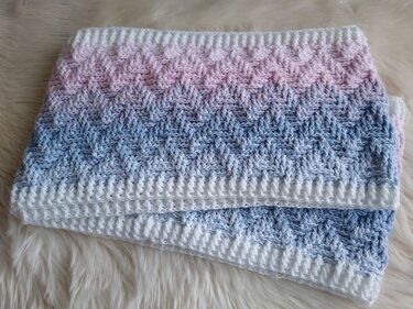 Häkelanleitung für den Loop "Snow Mountains", unisex, individuell für alle Größen anpassbar;