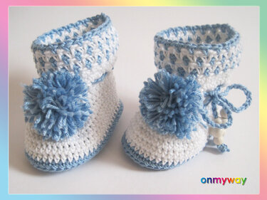 Häkelanleitung: Babystiefel mit Pompon häkeln (Größe: 16/17, 18/19)
