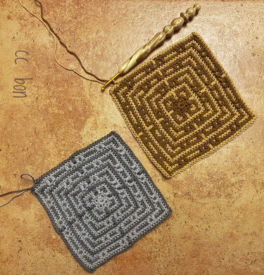 Pattern Mosaic square cc-pyramide - Crochet