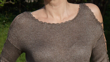 Sweater April with corchet border - Knitting