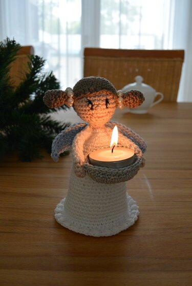 Häkelanleitung: Weihnachtsengel (ca. 15 cm)