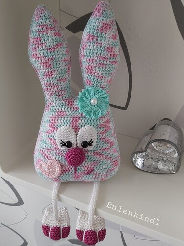 Häkelanleitung Hasenmädchen "Leni" (Kantenhocker)