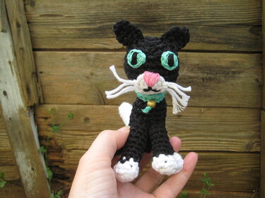 Black cat crochet pattern