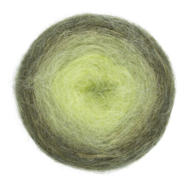 Rundes Knäuel flauschiges Verlaufsgarn in Grüntönen