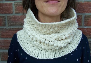 Strickanleitung für Loop "Schneeflocken" - Bild 4