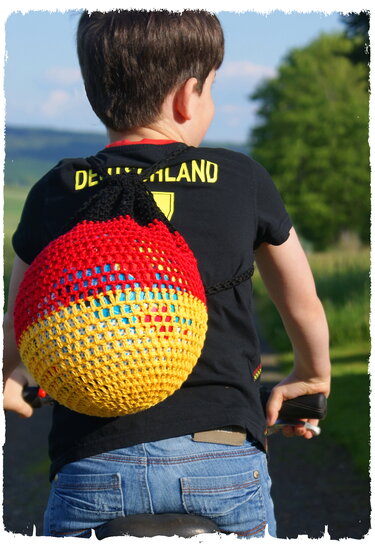 WM Fußballnetz/ Rucksack häkeln, Ballnetz, Fußball, Deutschland - Bild 2