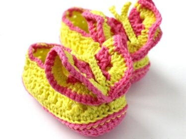 Crochet Pattern Butterfly Baby Shoes