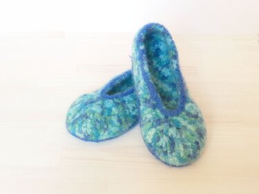 Gefilzte Häkelschuhe "Paula" (Gr.36-41) - Felting