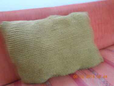 Strickanleitung Kissen mit Zopfmuster