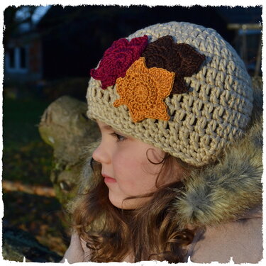 E-Book+ Maggie +  Set Mütze Herbstblätter Applikation ab 42 cm-58 cm Kopfumfang  - Häkeln