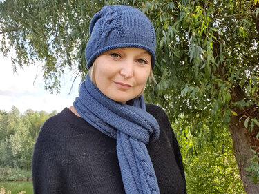 "Tana Slate" Schal & Mütze mit Zopf- und breitem Rippenmuster - Bild 2