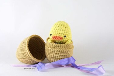 Crochet Easter Pattern Amigurumi Easter Egg Surprise with Crochet Duck