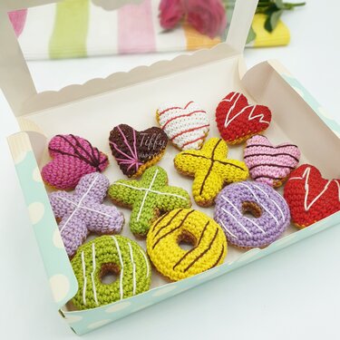 Valentine's Day Mini Donuts | Donut XO and Heart Shaped - Häkelanleitung