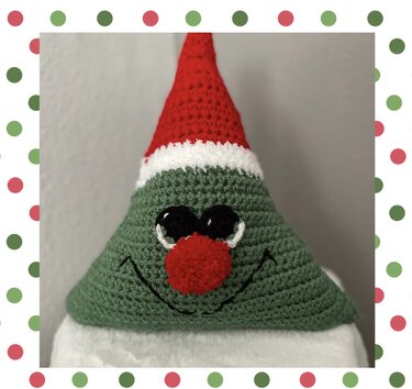 Triangle Christmas Pillow Pattern - Crochet