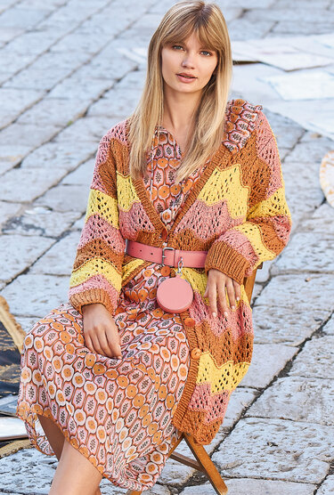 Dreifarbige Jacke im Wellenmuster - Bild 5