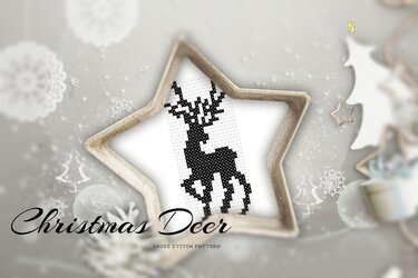 Weihnachtsmotiv-Kreuzstich. Weihnachtshirsch, Weihnachtsbaum, Schneeflocken - Sticken