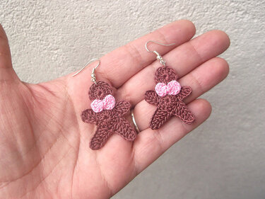 Gingerbread earrings - Crochet