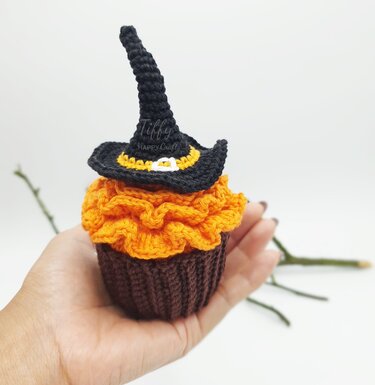Halloween Witch Hat Cupcake For Halloween Home Decoration Pattern PDF - Crochet