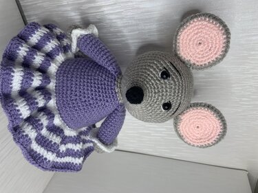 Amigurumi crochet mouse pattern