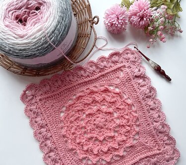 Ninglor Shrug - Crochet