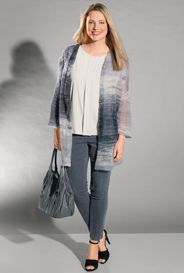 Mantel mit Kapuze in Grautönen - Stricken