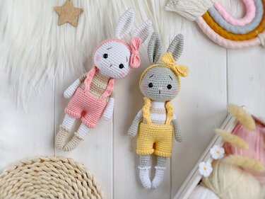 Crochet pattern Amigurumi Zoe the bunny