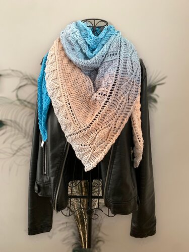 Crochet Pattern Triangular Scarf "Pantariste"