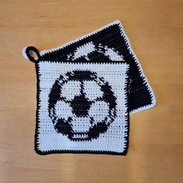 Häkelanleitung Topflappen Fussball