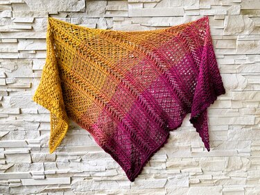 Crochet Pattern Triangular Scarf "Thalassa" - Image 13