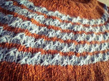Rundpassenpullover Nr.2 Tweed mit Tee - Bild 5