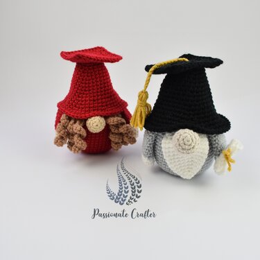 Graduation gnome pattern- crochet gnome- graduation gift- Crochet pattern P