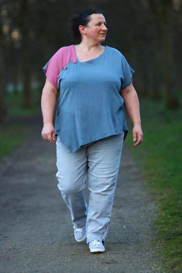 Ayana Curvy Asymmetrical Blouse in sizes 32 - 54. - Sewing